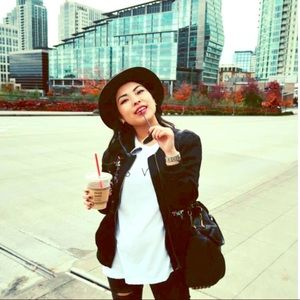 Meet your Posher, Candice